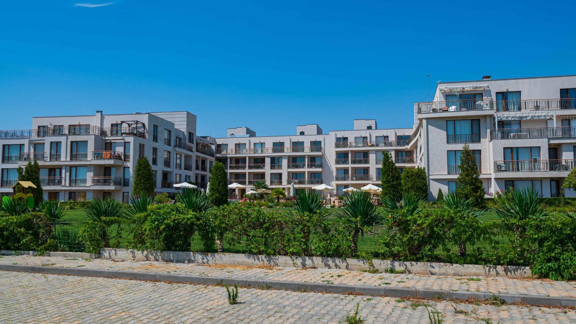 June One Bedroom Sea View Apartment Diamond Beach Resort Sarafovo Exteriör bild